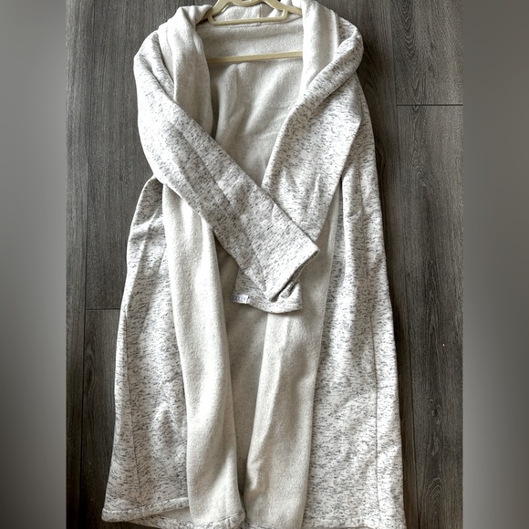 SOOLEY full length gray cardigan - Picture 1 of 3